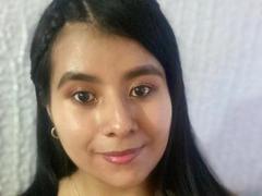 PaquitaHot - female with brown hair webcam at xLoveCam